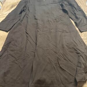 Timeless 90s minimalism by J.McLaughlin